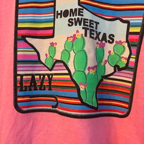 Lazy Ranch Wear, Home sweet Texas tee pink, size medium - Picture 4 of 5